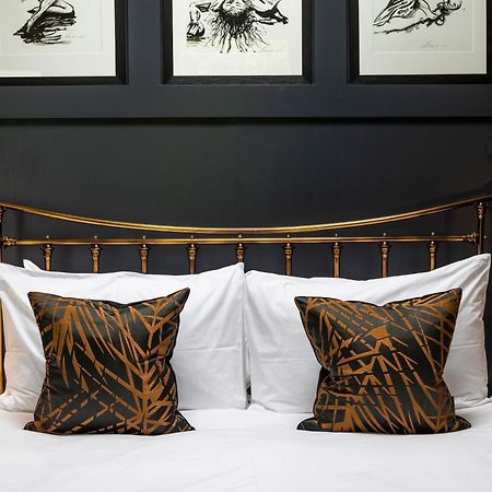 Eagle Mill Luxury Rooms 헌팅던 객실 사진
