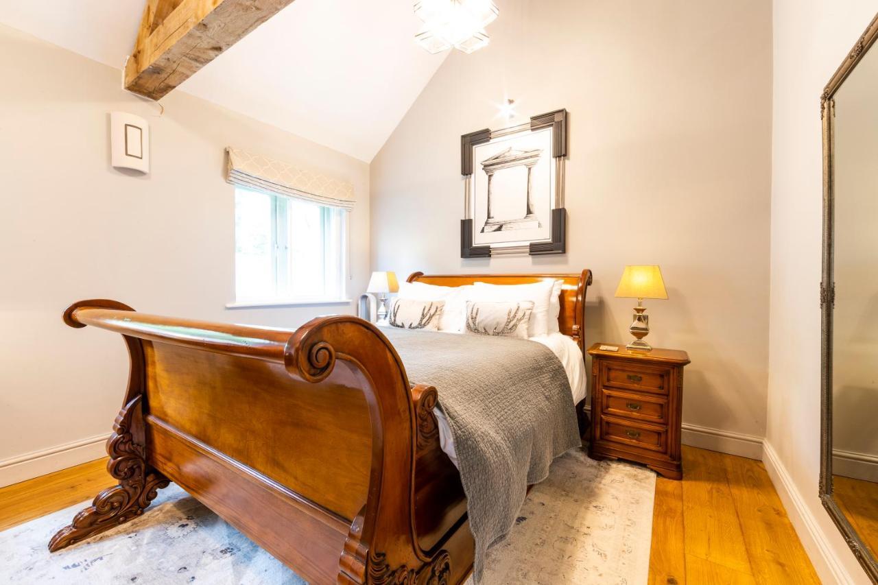 Eagle Mill Luxury Rooms 헌팅던 객실 사진