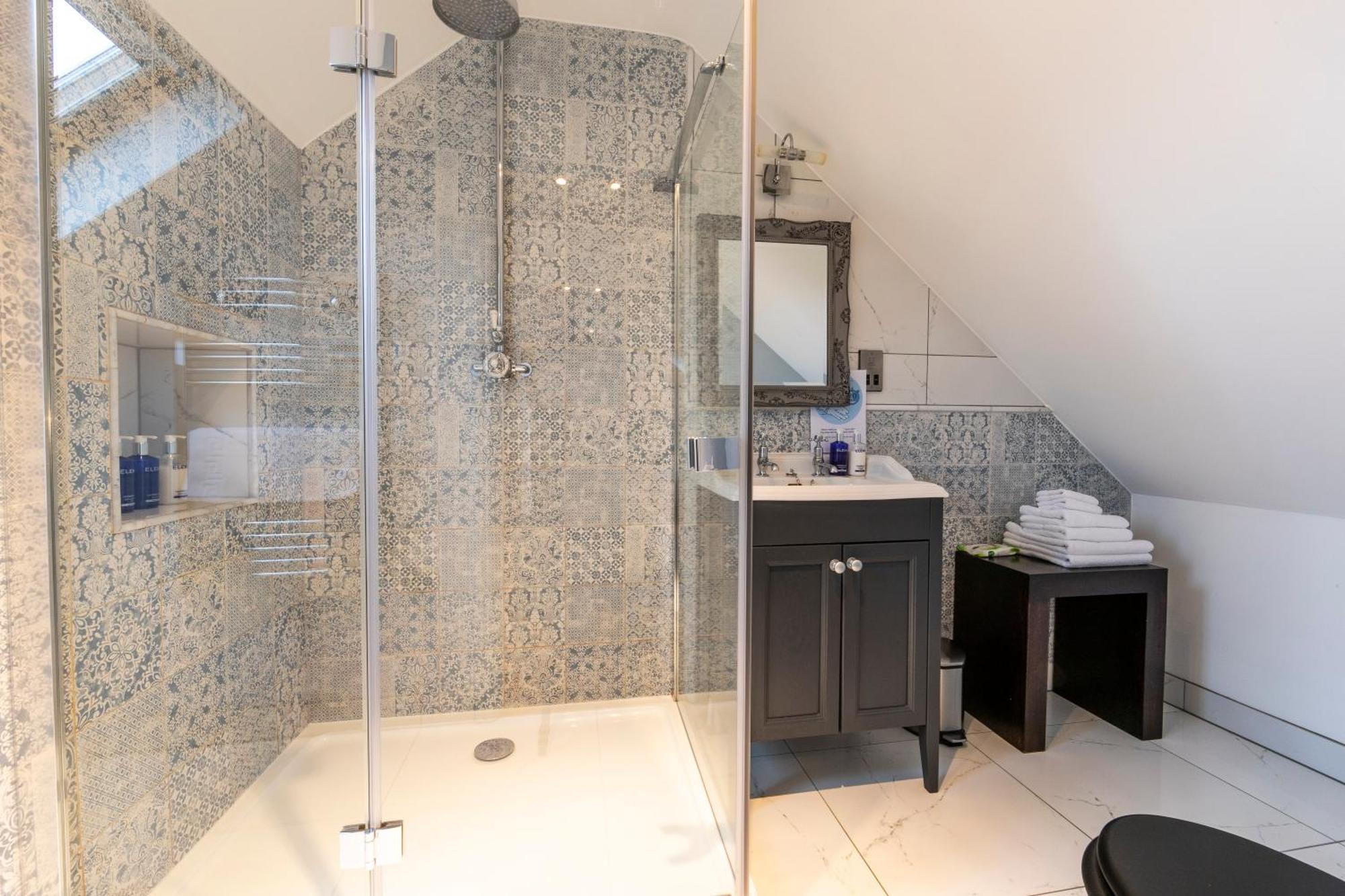 Eagle Mill Luxury Rooms 헌팅던 객실 사진