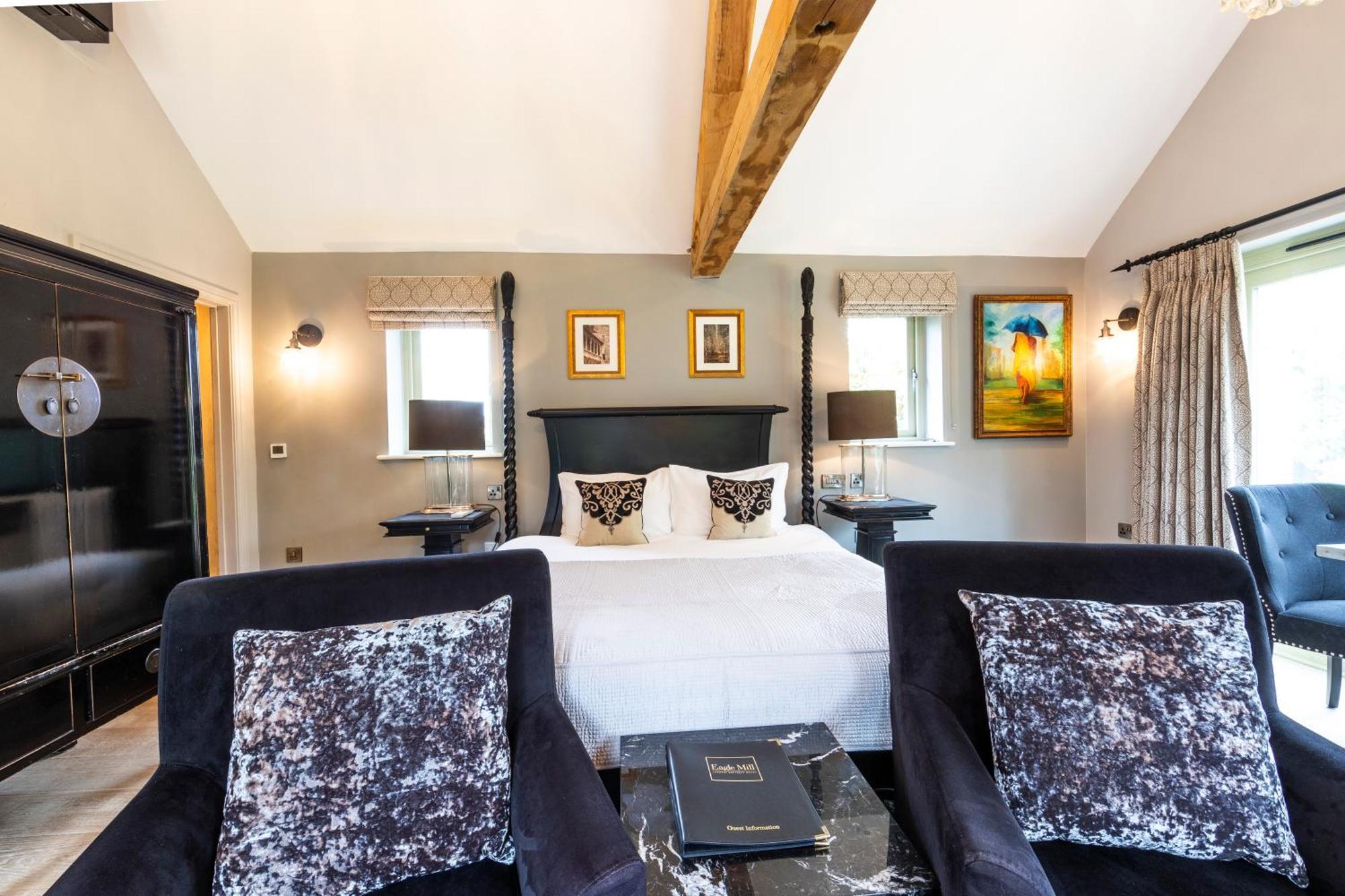 Eagle Mill Luxury Rooms 헌팅던 객실 사진