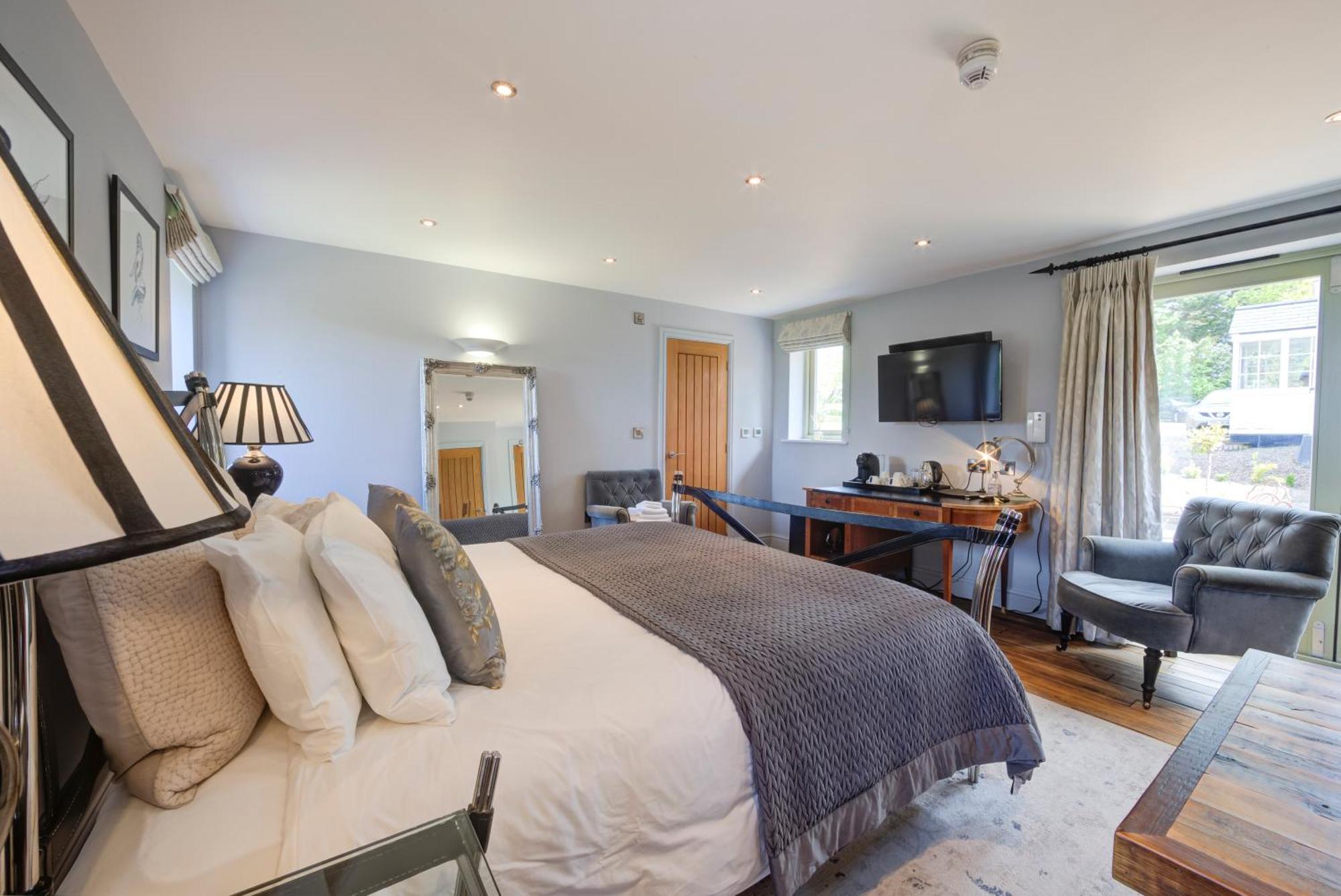 Eagle Mill Luxury Rooms 헌팅던 객실 사진